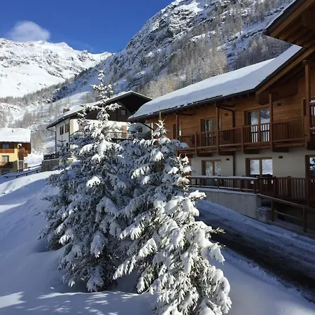 Lejlighedshotel Felik Gressoney-la-Trinité