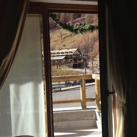 Lejlighedshotel Felik Gressoney-la-Trinité